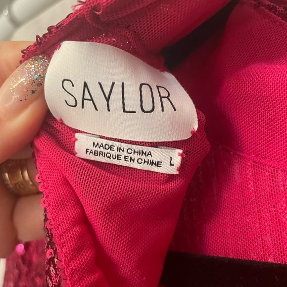 Mini dress - Picture 2 of 4